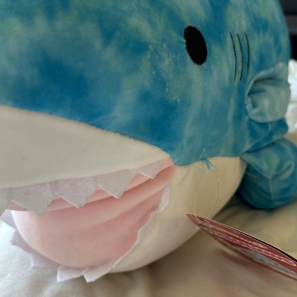 NEW with tags - Hugmallows, Squishmallows Blue Shark Plush - Picture 6 of 9